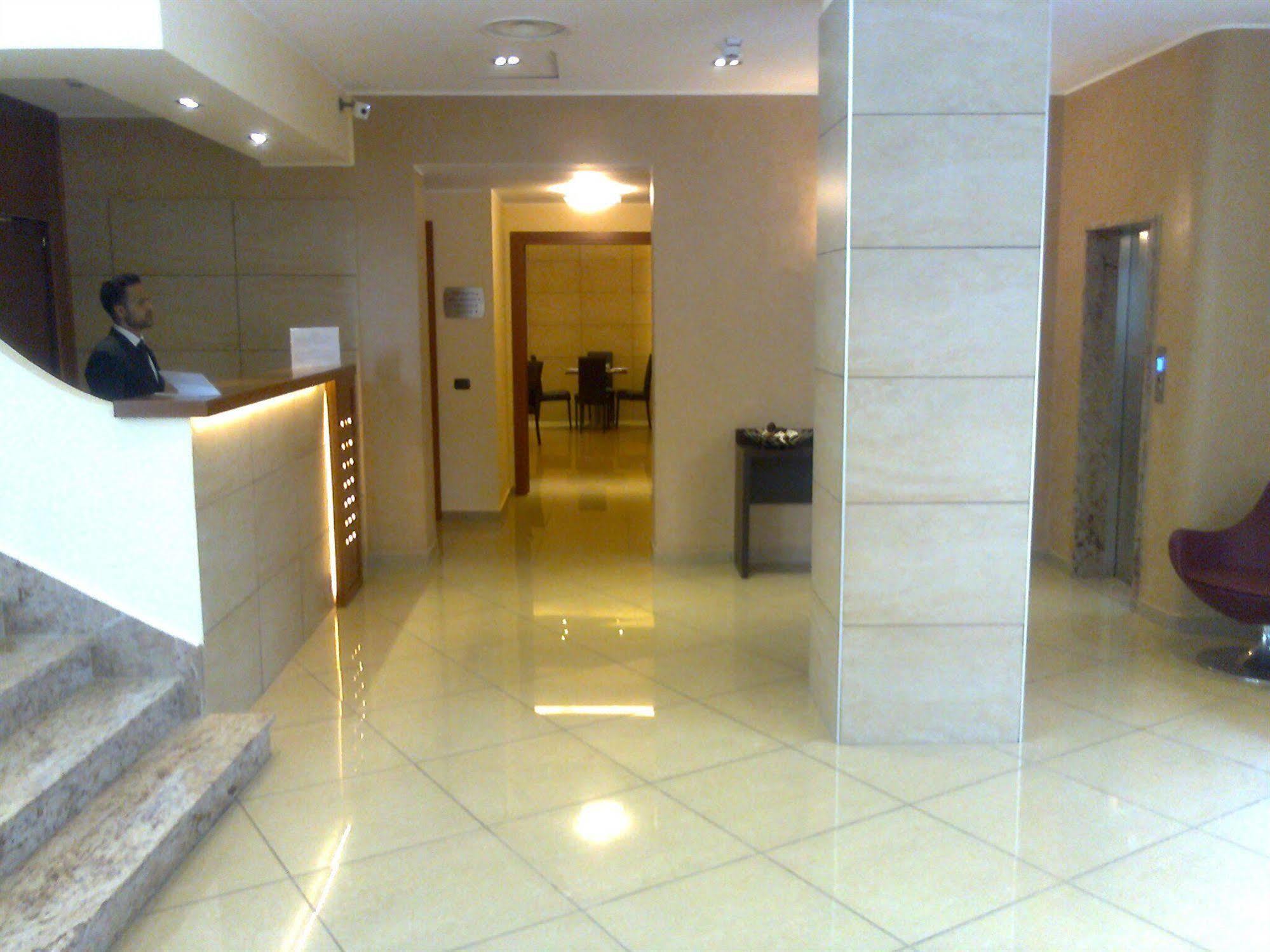 Hotel Tiempo Napoli Ngoại thất bức ảnh