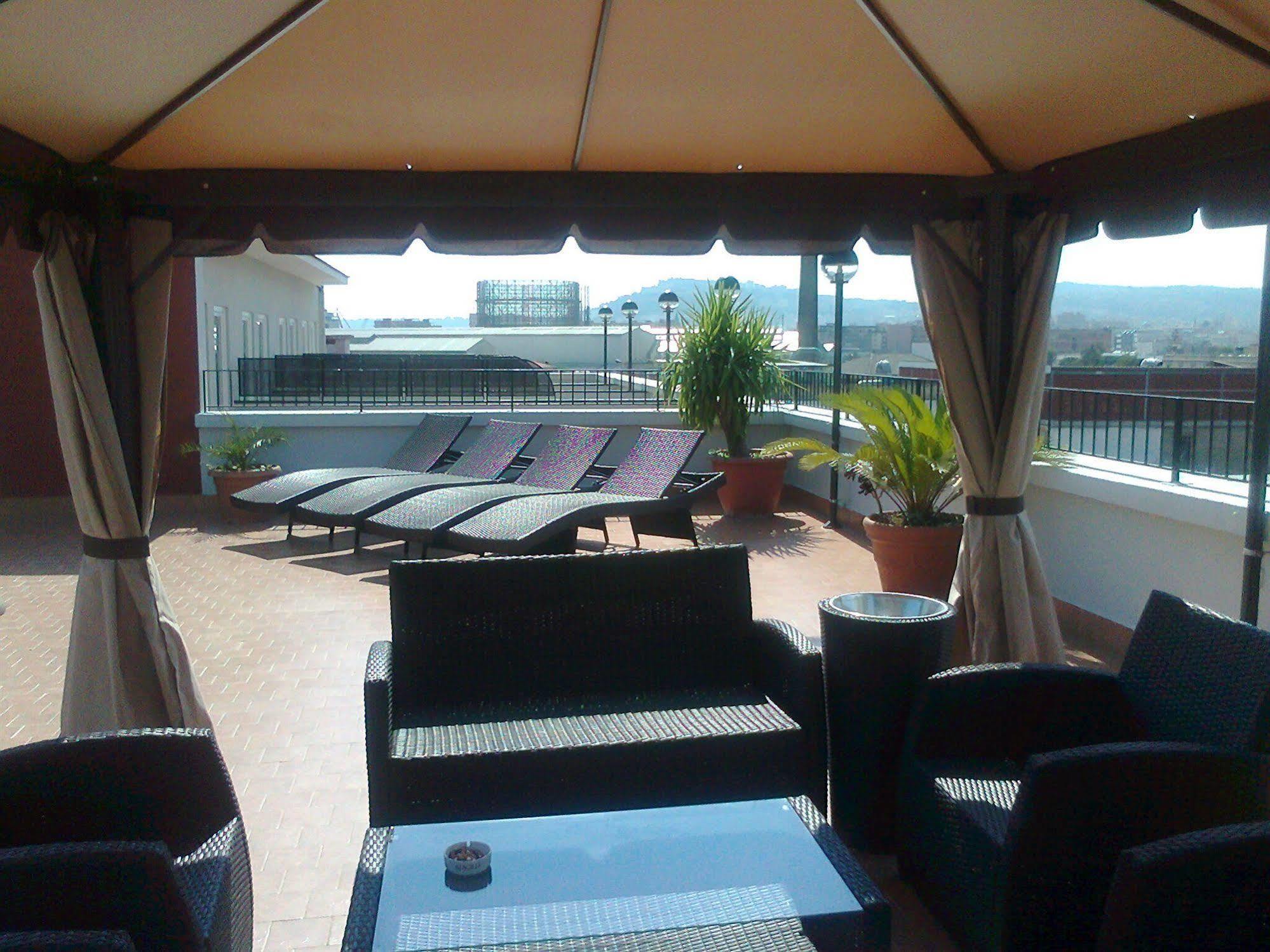 Hotel Tiempo Napoli Ngoại thất bức ảnh