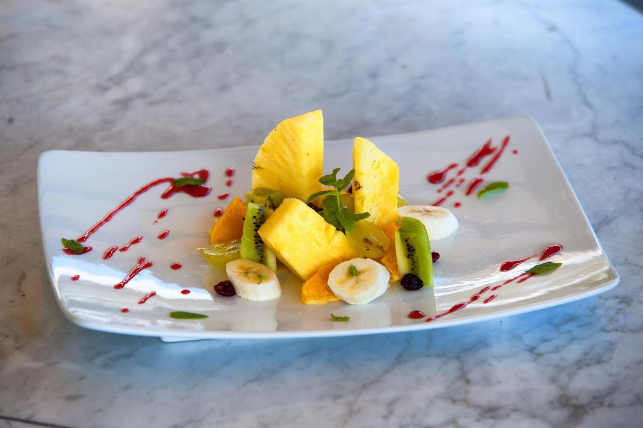 Hotel Tiempo Napoli Ngoại thất bức ảnh